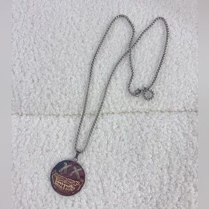 Street Style Fashion Necklace - Bold and Trendy Statement for Every Outfit